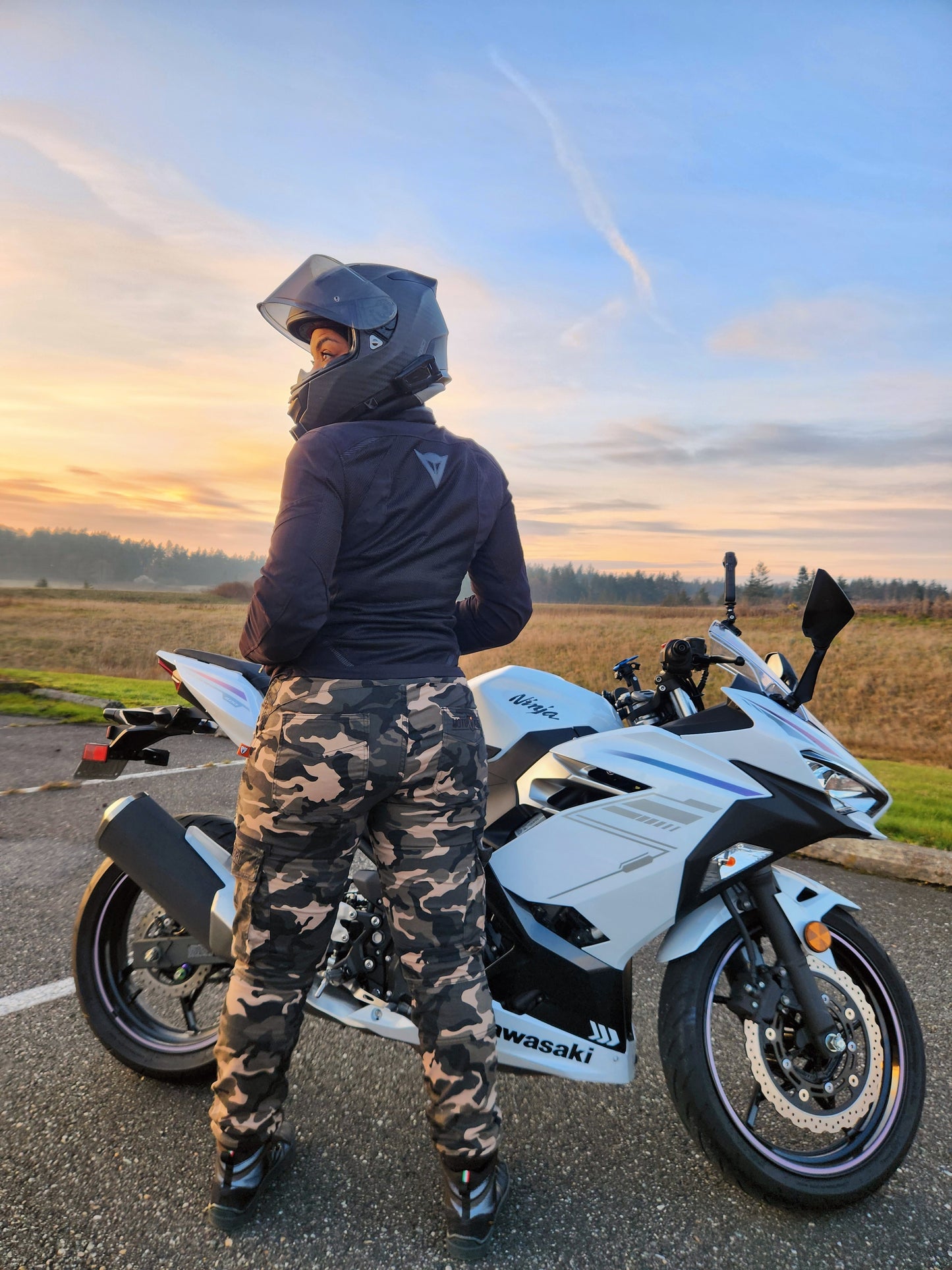 Lara Cargo Pants Camo