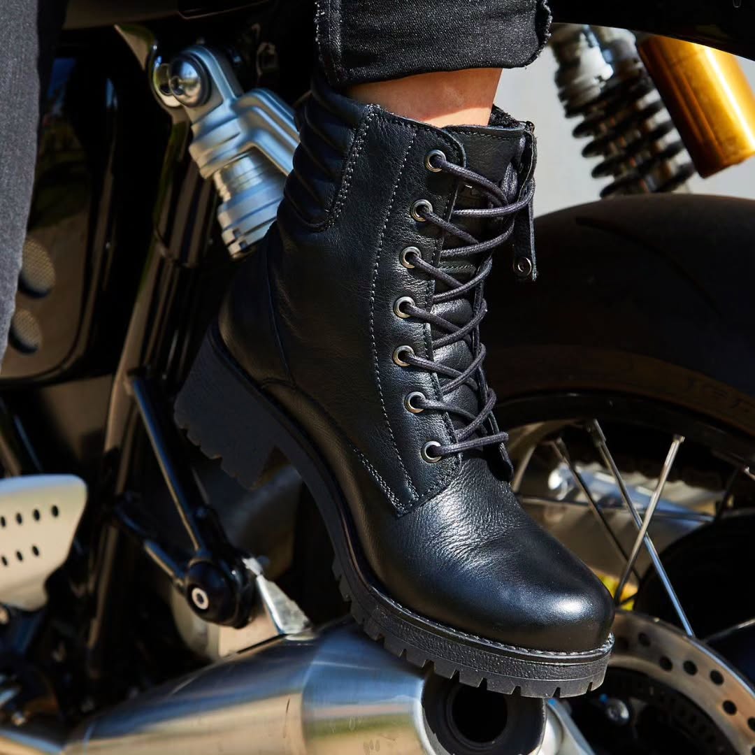 Misty Boots Black