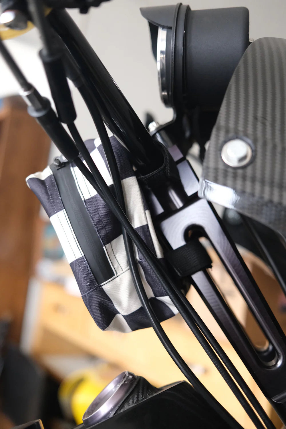 Moto Bar Bag Checkered