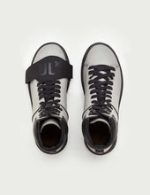 Load image into Gallery viewer, Figg Sneakers
