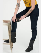 Load image into Gallery viewer, Comet Jeans Eclipse
