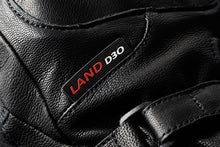 Load image into Gallery viewer, Land D30 Gloves

